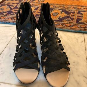 DONALD J PLINER Jorda Wedge Sandals Size 7.5